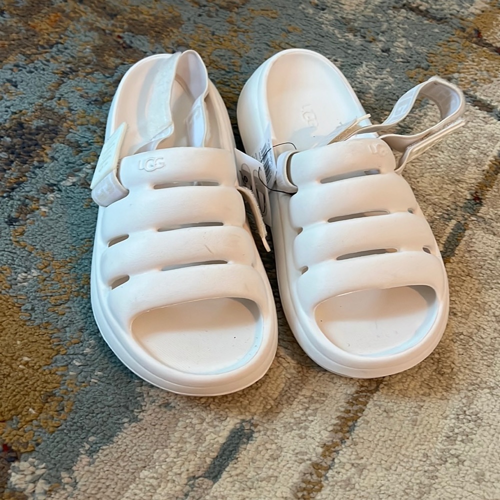 Brand new w tags Ugg rubber sandals